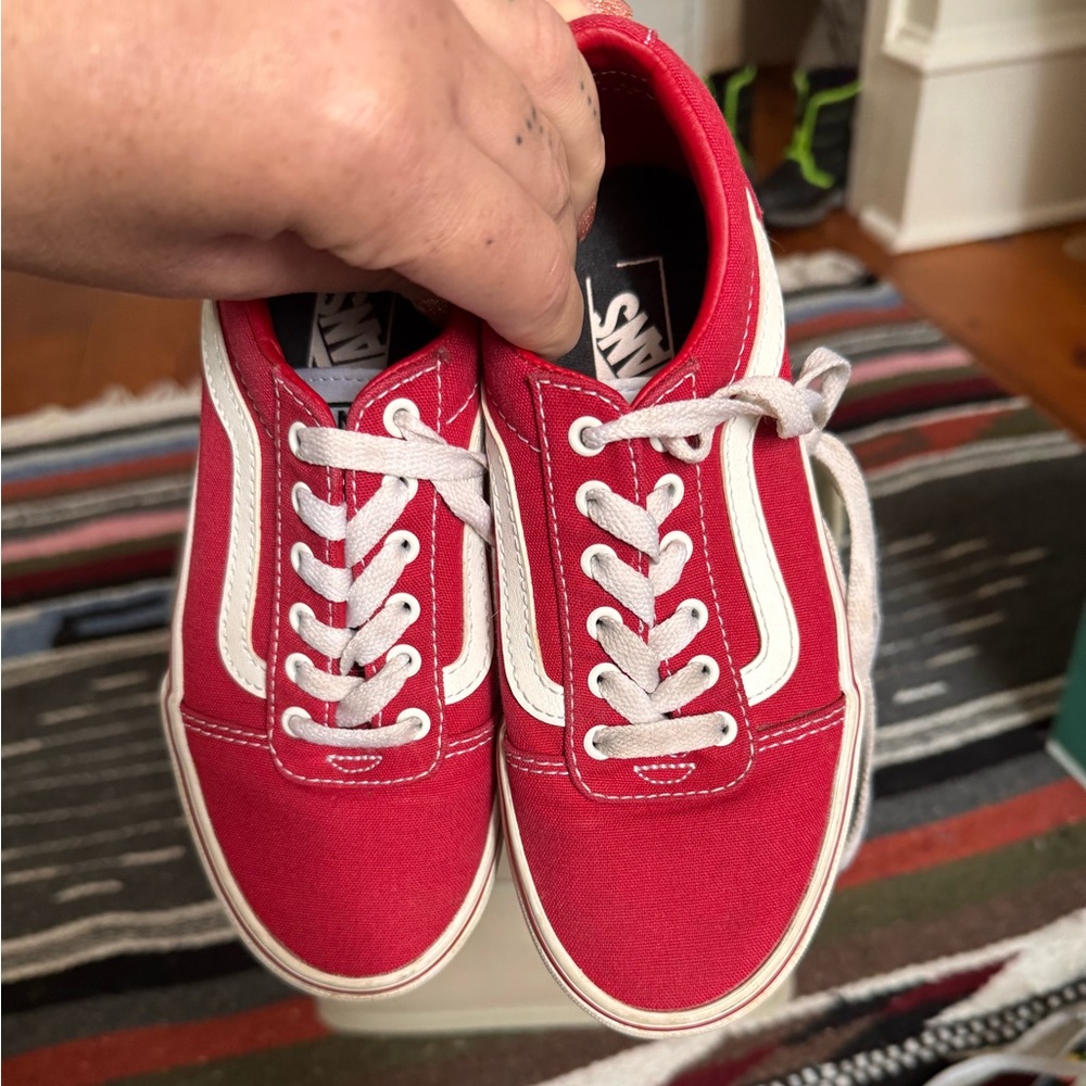 YOUTH SIZE 2 VANS